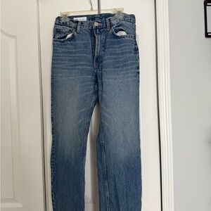 Zara Blue Straight Jeans with Classic Denim Style